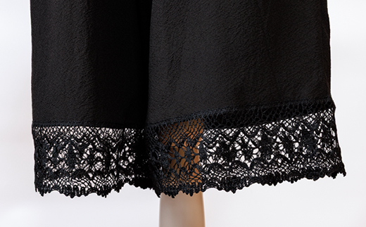 シルクキャミソール・ペチコート　ロング黒シルクレース付　シルク100%丹後ちりめん 【高島屋選定品】