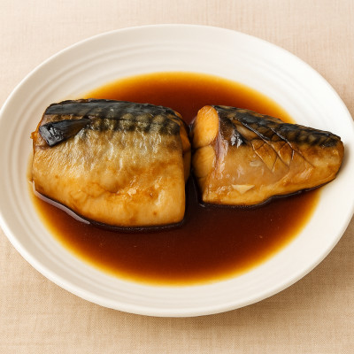 サバ煮つけ　1匹分(4切れ)　【共通返礼品】　ジューシーで脂の乗った鯖の煮付けをお手軽な冷凍で【配送不可地域：離島】