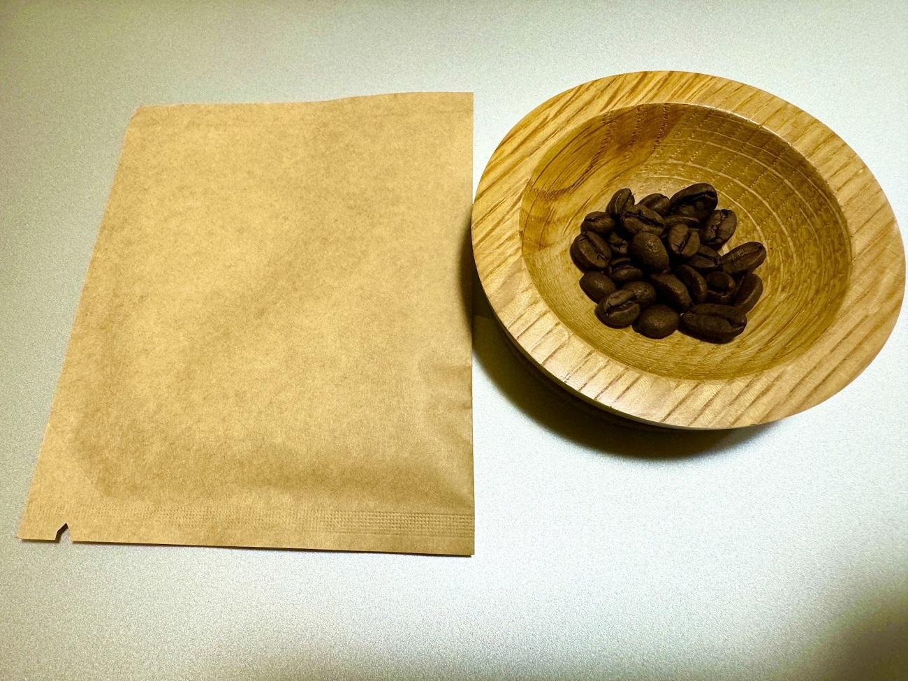 ＜ハートビートビーンズ＞クロノセンズ入りゴルゴ13レター（食べるコーヒー豆レター) 40封筒