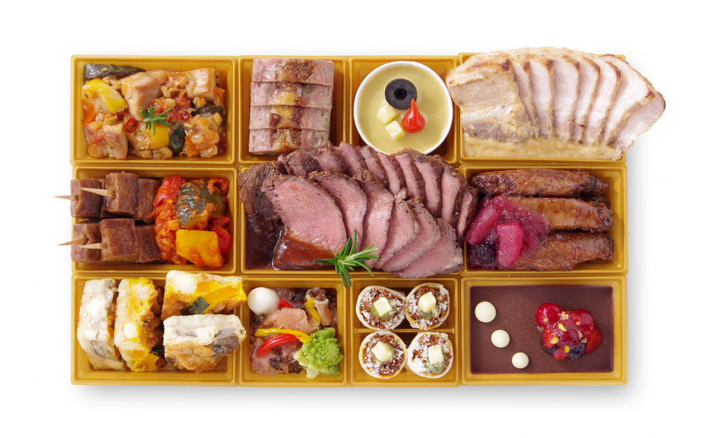 洋風オードブル ワインによく合うビストロおせちトレー版 「カメリア シンプル」 4～5人前