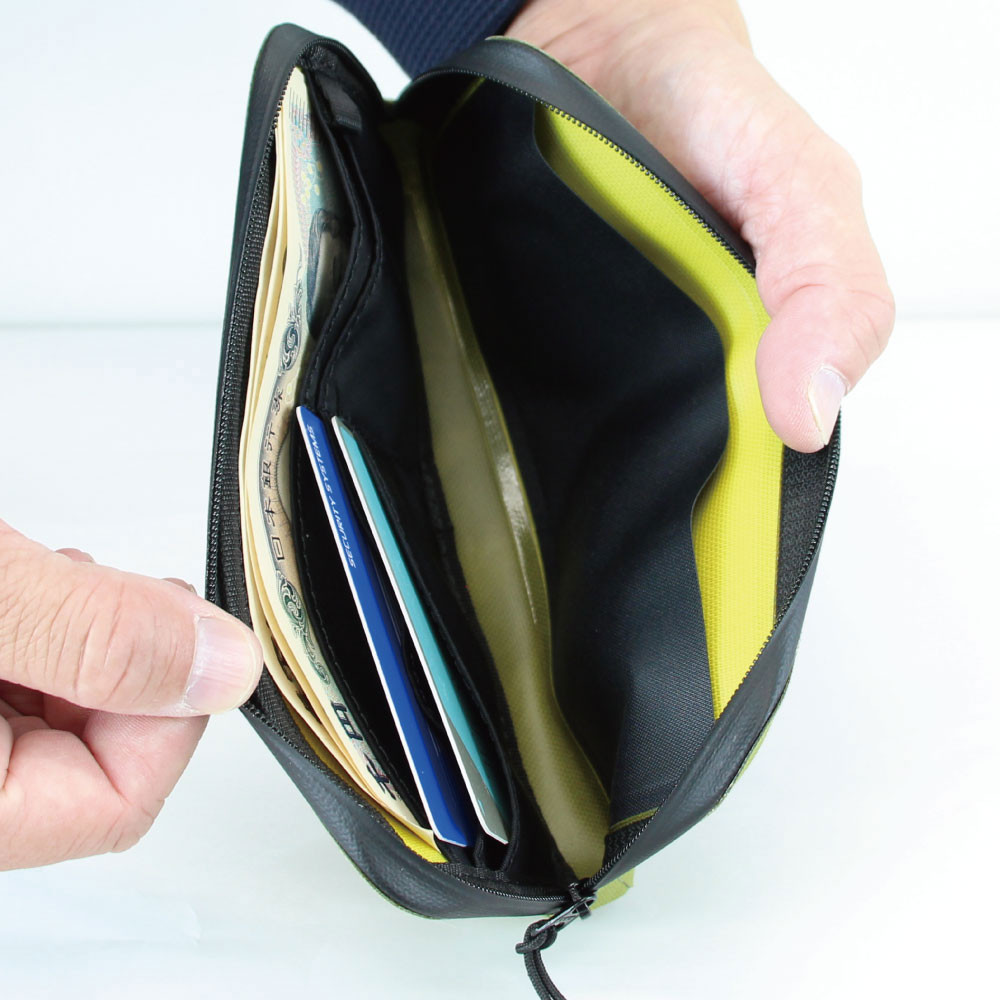 R250 防水スマートウォレットSL  チャコールブラウン