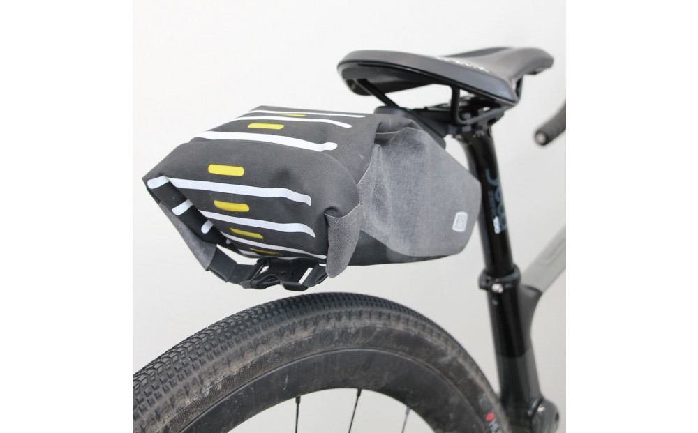 OsmaR250 防水サドルバッグスモール  グレー/ブラック