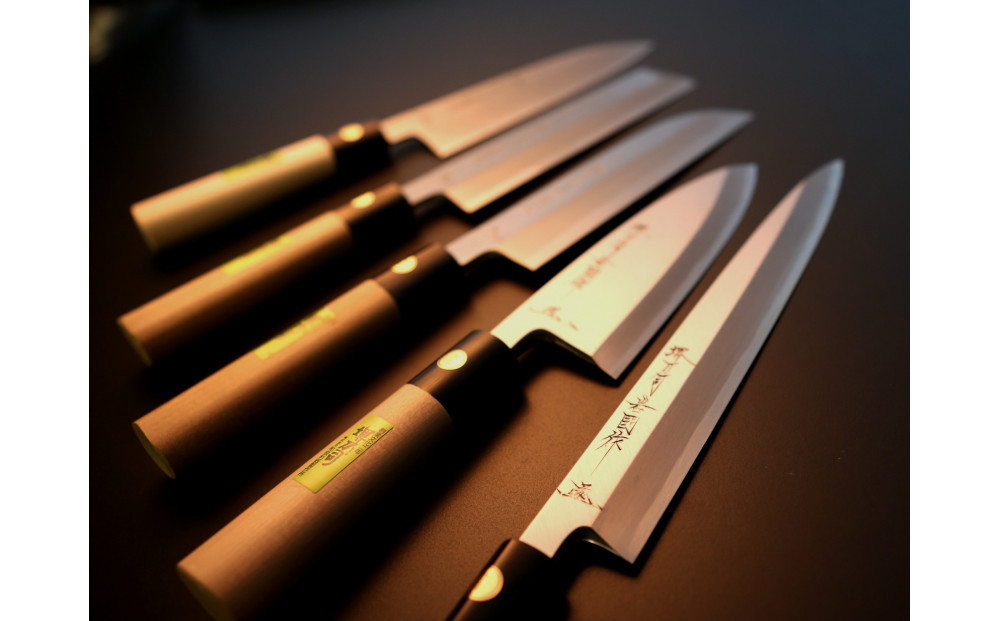 堺刀司　モリブデン鋼三徳庖丁