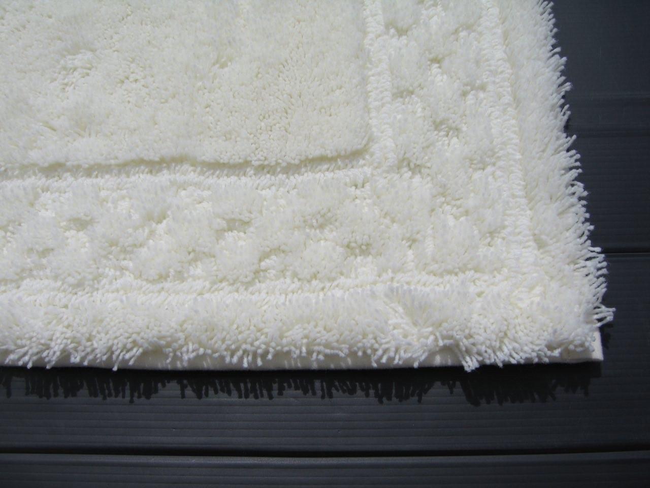 【ホワイト】ボルガバスマット小 約40cm×約60cm