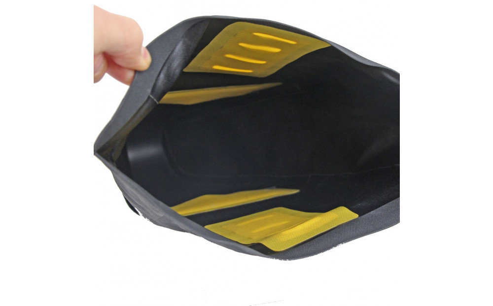 R250 防水サドルバッグ2  スモール ブラック