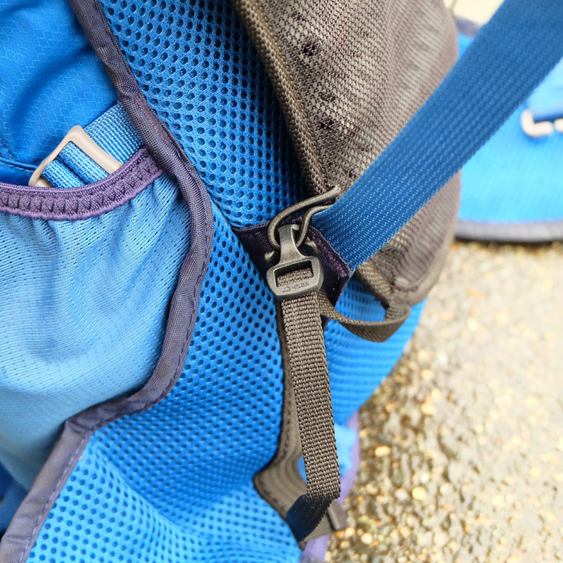 R250 バックパックパッド ブラック