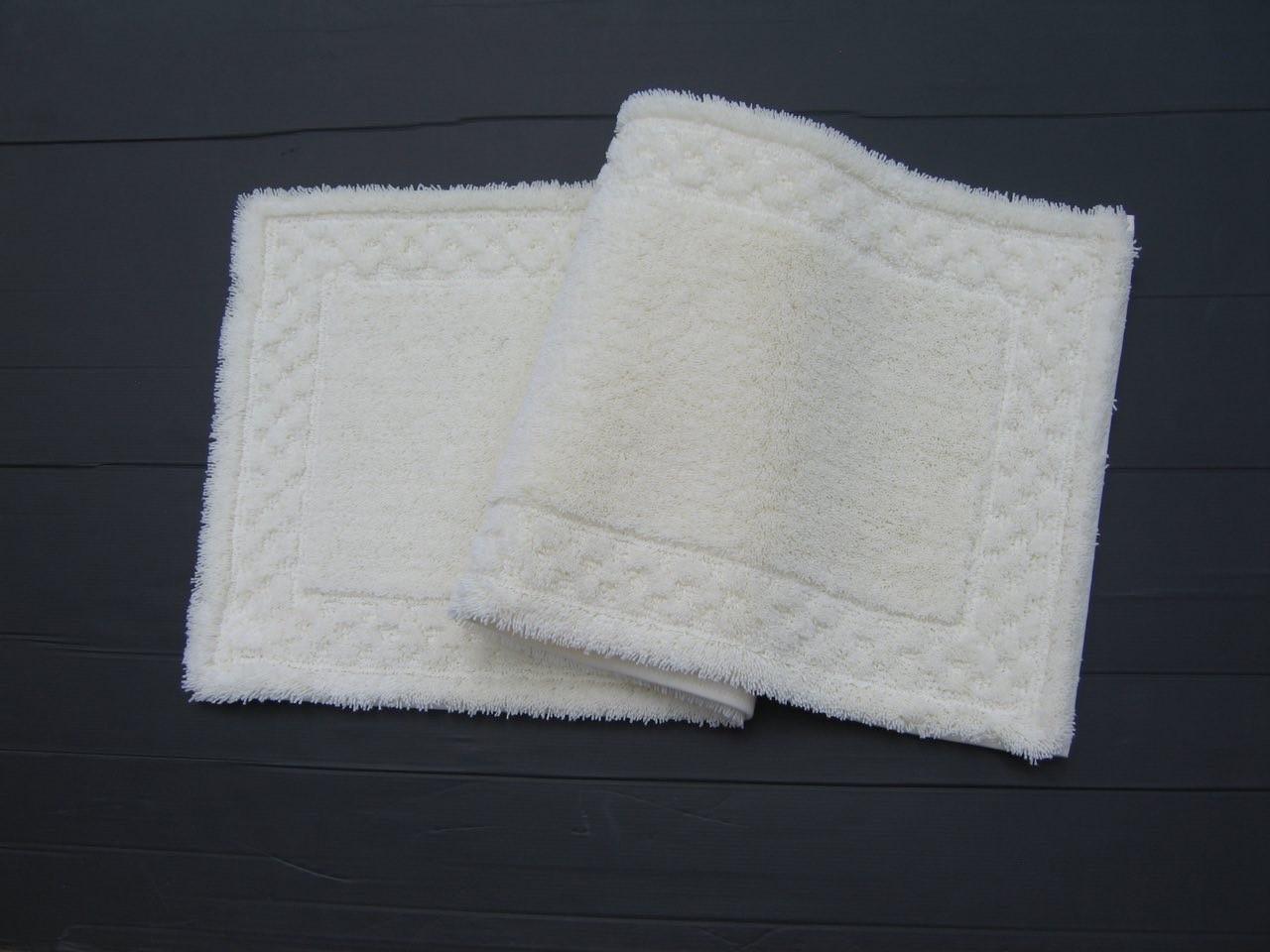 【ホワイト】ボルガキッチンマット小 約45cm×約120cm