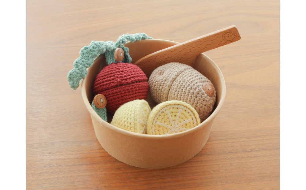 HOPPL（ホップル）手編みmamagotoy（ままごトイ）おやさいセット