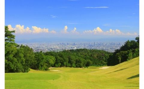 【18-03】箕面ゴルフ　プレー券（1組4名分）（平日限定）