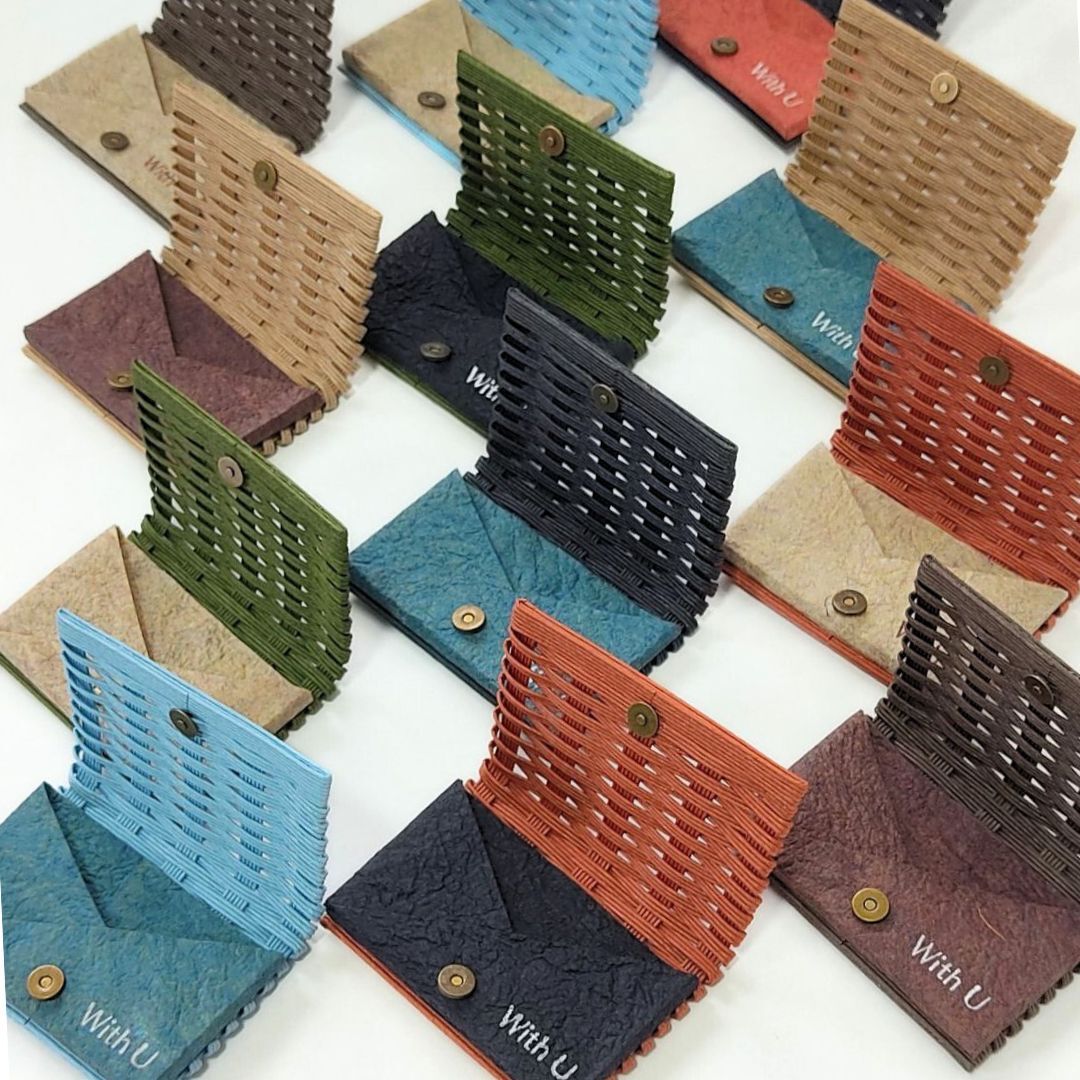 【52-07】紙バンドと和紙の手織り名刺入れ