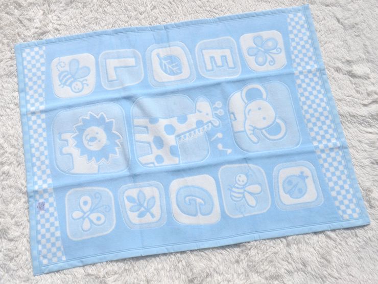 名入れ可 ベビー毛布 (キリン柄) ブルー 85×115cm 毛布の町(泉大津市産) N-MJ200 [3379]