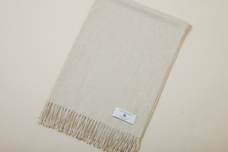 ベビー＆ゴールデン 千鳥柄マフラー｜高級素材 軽量 なめらかな肌触り 寒さ対策 確かな技術 日本製 プレゼント ギフト 誕生日 お見舞い お歳暮 父の日 母の日 [4041]