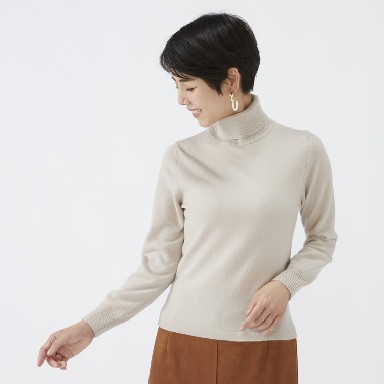 日本製 カシミヤ100% レディース タートルネック ライトベージュ S～Lサイズ