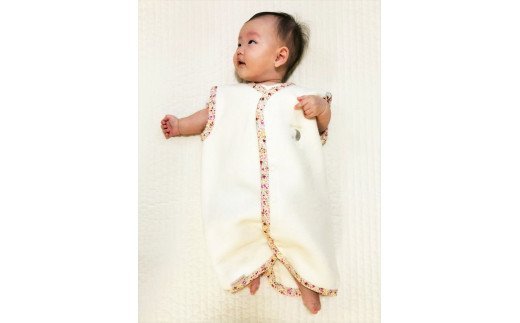 綿毛布スリーパー (Mサイズ) 2way仕様で暖か アイボリー×花柄 毛布の町 (泉大津産)｜ 贈答品 ギフト 誕生日プレゼント 贈り物 クリスマス ベビー キッズ sleeper-s [2441]