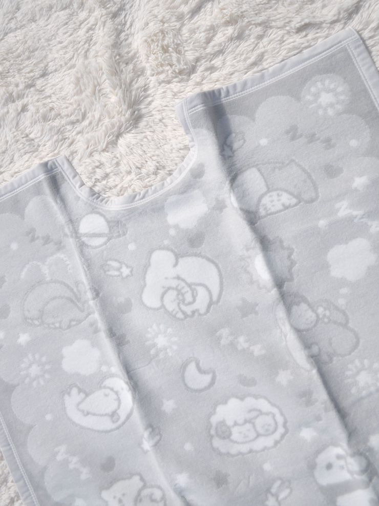 クリ衿 ベビー綿毛布(毛羽部分) 宇宙柄 グレー 85×115cm 毛布の町泉大津市産 N-MJK500 [3349]