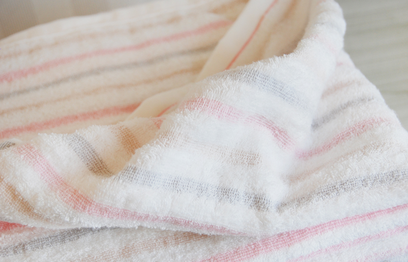 ラインバスタオル2枚・フェイスタオル2枚セット軽くてやわらか！｜日本製 国産 泉州タオル オススメ 定番 たおる 薄手 ボーダー プレゼント ギフト [3813]