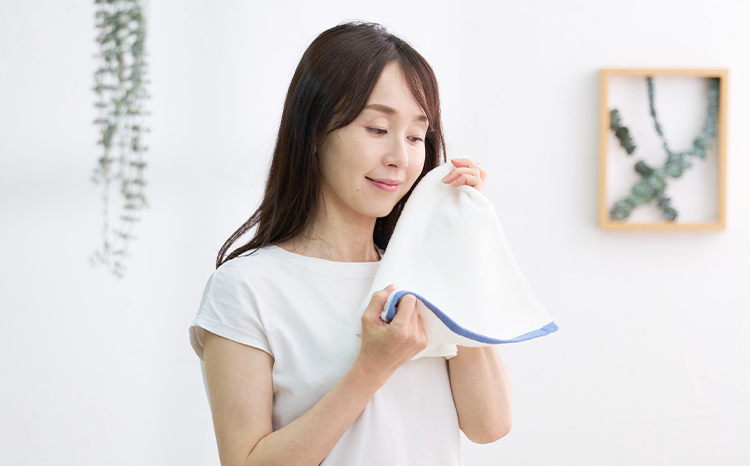 〈水とともに生きる 泉州タオル〉ウエノタオル エンジェル ハンドタオル 3枚セット（アクア＆ネイビー＆ブルー） ｜ 泉州タオル たおる towel 無地 綿 日用品 ハンカチ ※離島への配送不可