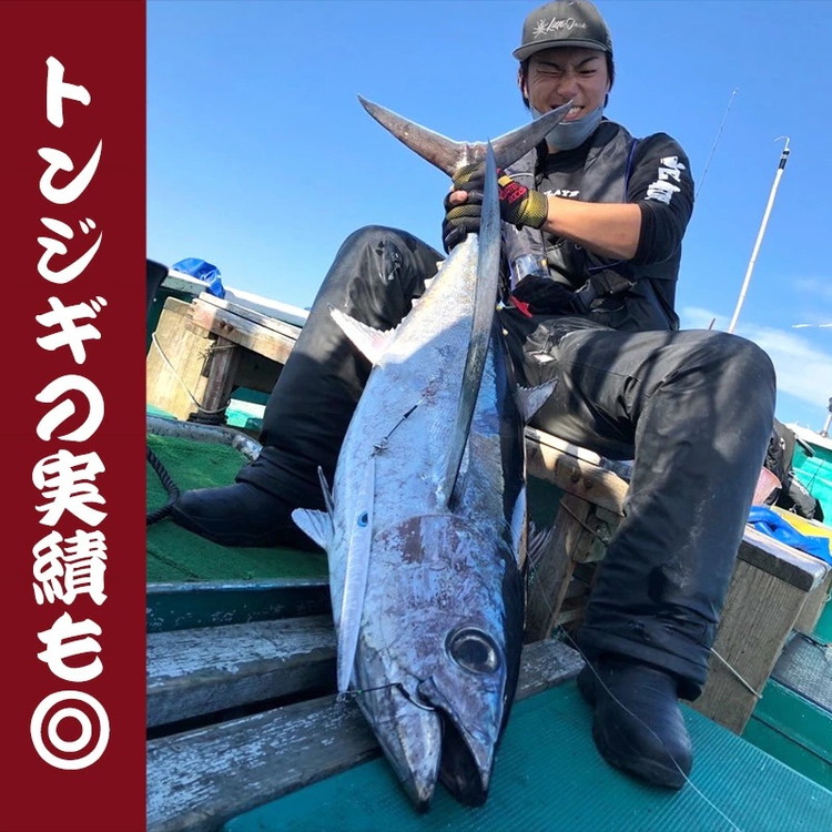 フィッシングマックスが開発する、完全現場視点のルアーブランド「AZZURRO」の、青物タチパターン攻略にはコレ『困ったときの、DH（指名打者）』「ルンゴDH250g」2本セット