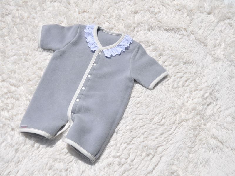 名入れ可 綿毛布 レース半袖スリーパー (Mサイズ グレー) 2way仕様で暖か 毛布の町 (泉大津産) sleeper-hs-lace [1567]