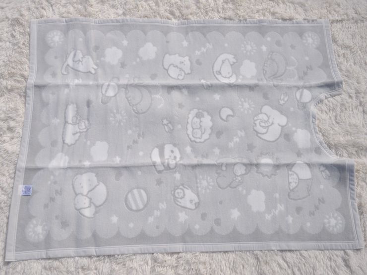クリ衿 ベビー綿毛布(毛羽部分) 宇宙柄 グレー 85×115cm 毛布の町泉大津市産 N-MJK500 [3349]