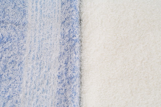 【泉州タオル】軽くてふわふわ！やわらかボーダーフェイスタオル 6枚セット（赤色3枚青色3枚） ｜ 高級 40番手 極細糸 ホテル仕様 柔らかい 肌触り シルクタッチ 吸水 おしゃれ 厚手 内祝い 日本製 ※離島への配送不可