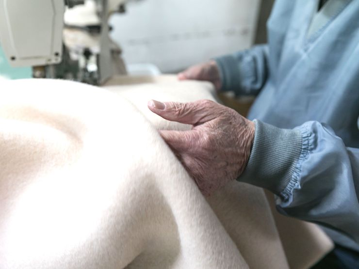 綿毛布 半袖スリーパー(Mサイズ) オーガニック綿使用 2way仕様で暖か 毛布の町(泉大津産) sleeper-hs-organic [1636]