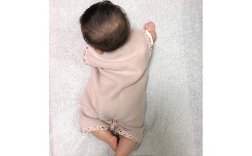 綿毛布スリーパー (Sサイズ) 2way仕様で暖か ベージュピンク×花柄｜ 贈答品 ギフト 誕生日プレゼント 贈り物 クリスマス ベビー キッズ sleeper-s [2434]