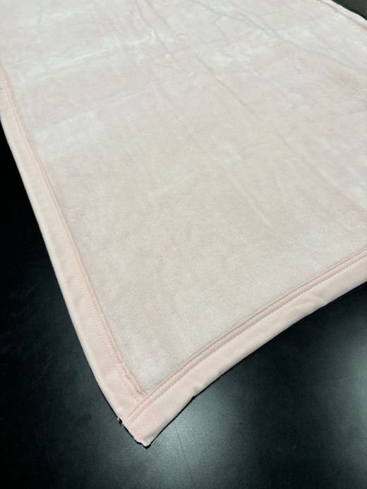 優しい肌ざわり。81710-1 日本製カールマイヤー編み無地カラー綿毛布シングルサイズ