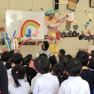 バルーンパフォーマーキャサリンによるバルーンショー(イベント・ホームパーティなど)