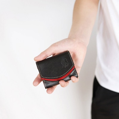 【ちゃんと地球に還る革】クアトロガッツ ミニ財布 小さいふ。ペケーニョ ブラックベリー 栃木レザー