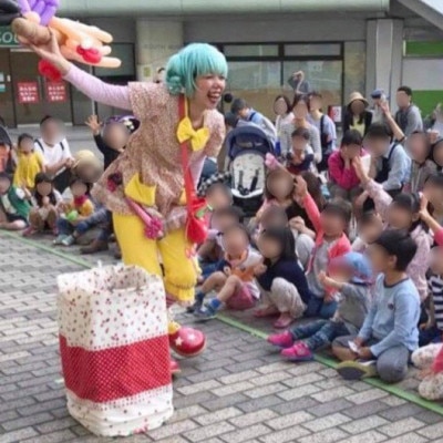 バルーンパフォーマーキャサリンによるバルーンショー(イベント・ホームパーティなど)