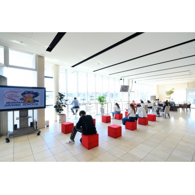 茨木ドライビングスクール教習割引券(10,000円分)