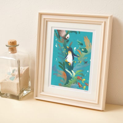 イラスト作家「菜生」アートフレーム〈海藻であそぶ〉ペンギン
