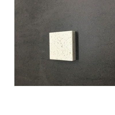 インシュレーター　正方形型　1セット8個入り　白地　粒模様