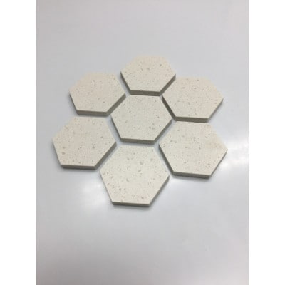 プランターマルチプレート　1セット7個入り　人工大理石製　白地　粒模様あり