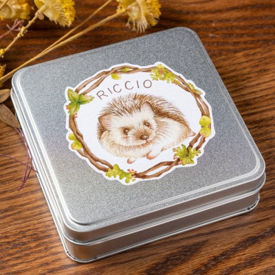 幸せを運ぶハリネズミクッキー缶*発酵バターと米油使用*