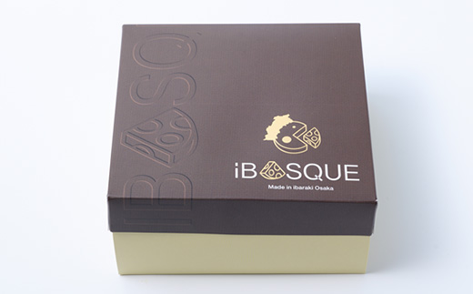 大阪府茨木市発!なめらかバスクチーズケーキ　ホール　プレーン2個　　(4号サイズ)【配送不可地域：離島】