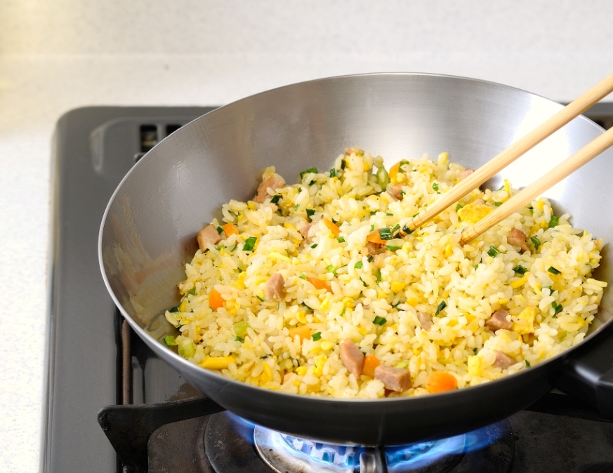 A182 藤田金属×近畿大学『F.』鉄フライパン26cm