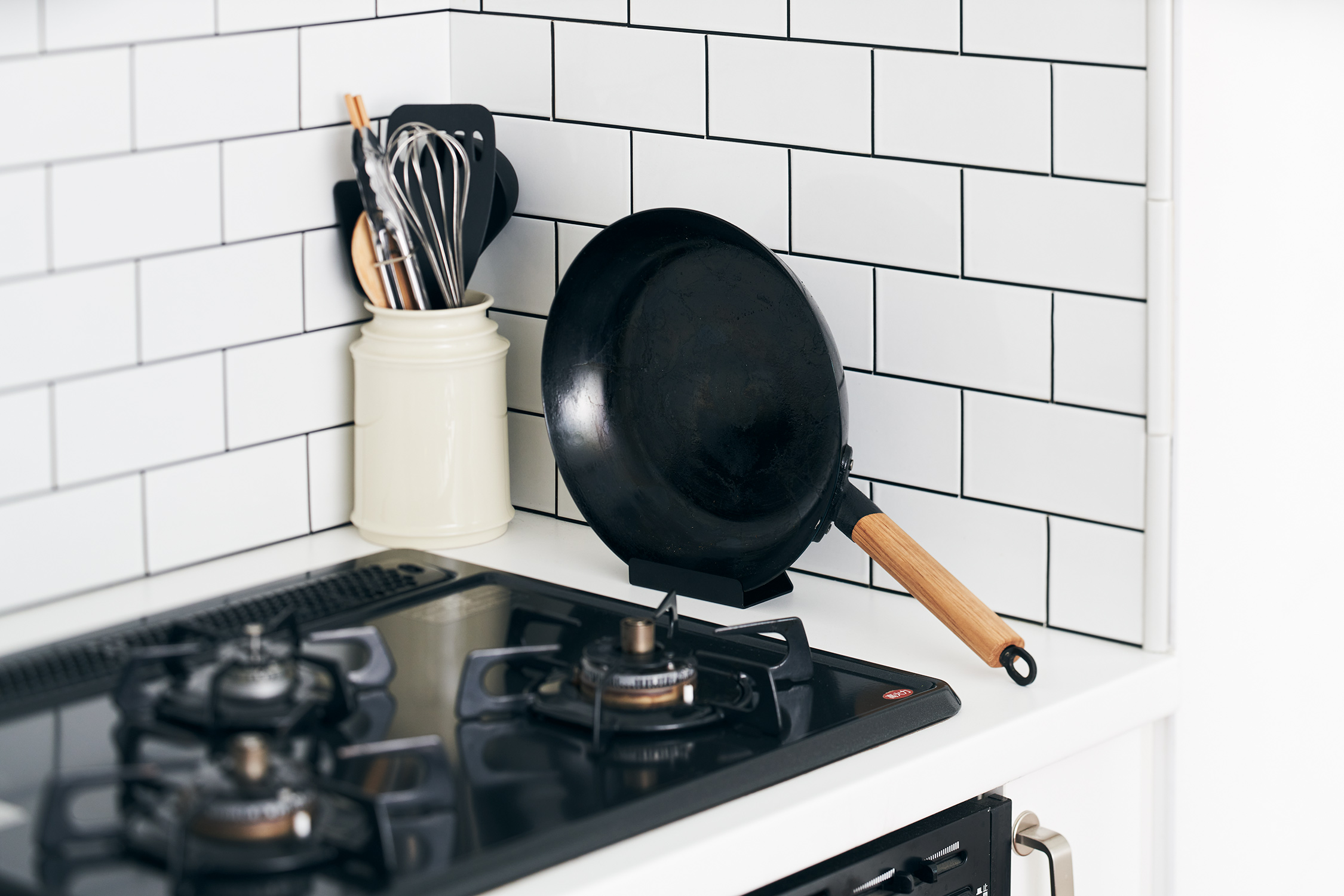 D194 ライクイット PAN-01オーブンでも使える鉄フライパン26cm