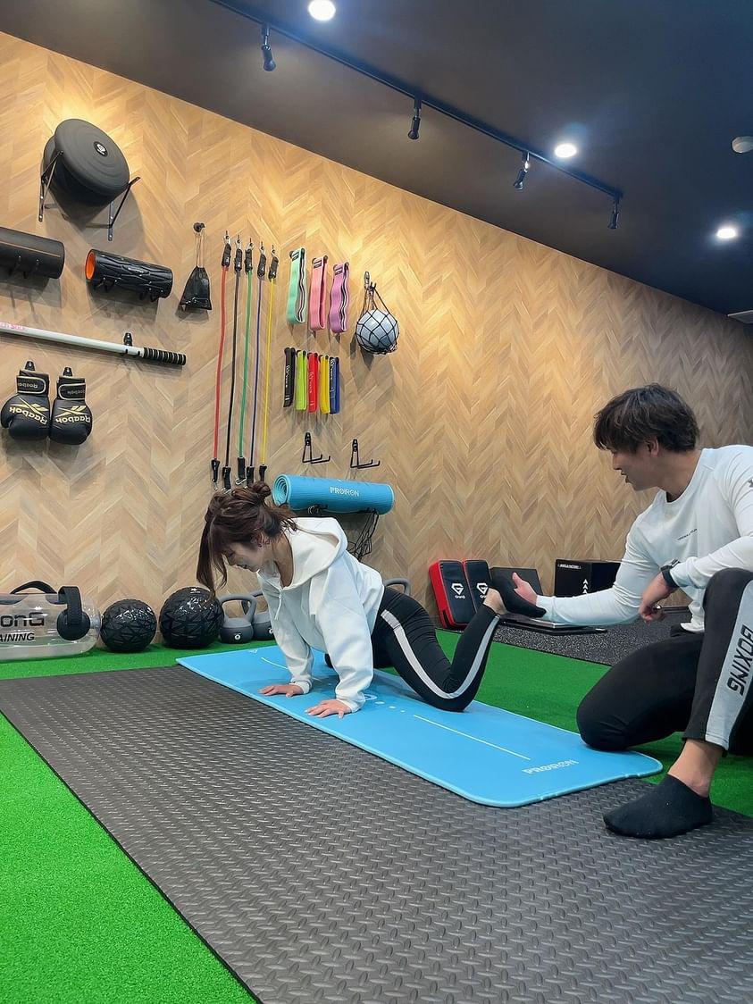 T114　パーソナルジムFOCUS　パーソナルトレーニング８回券