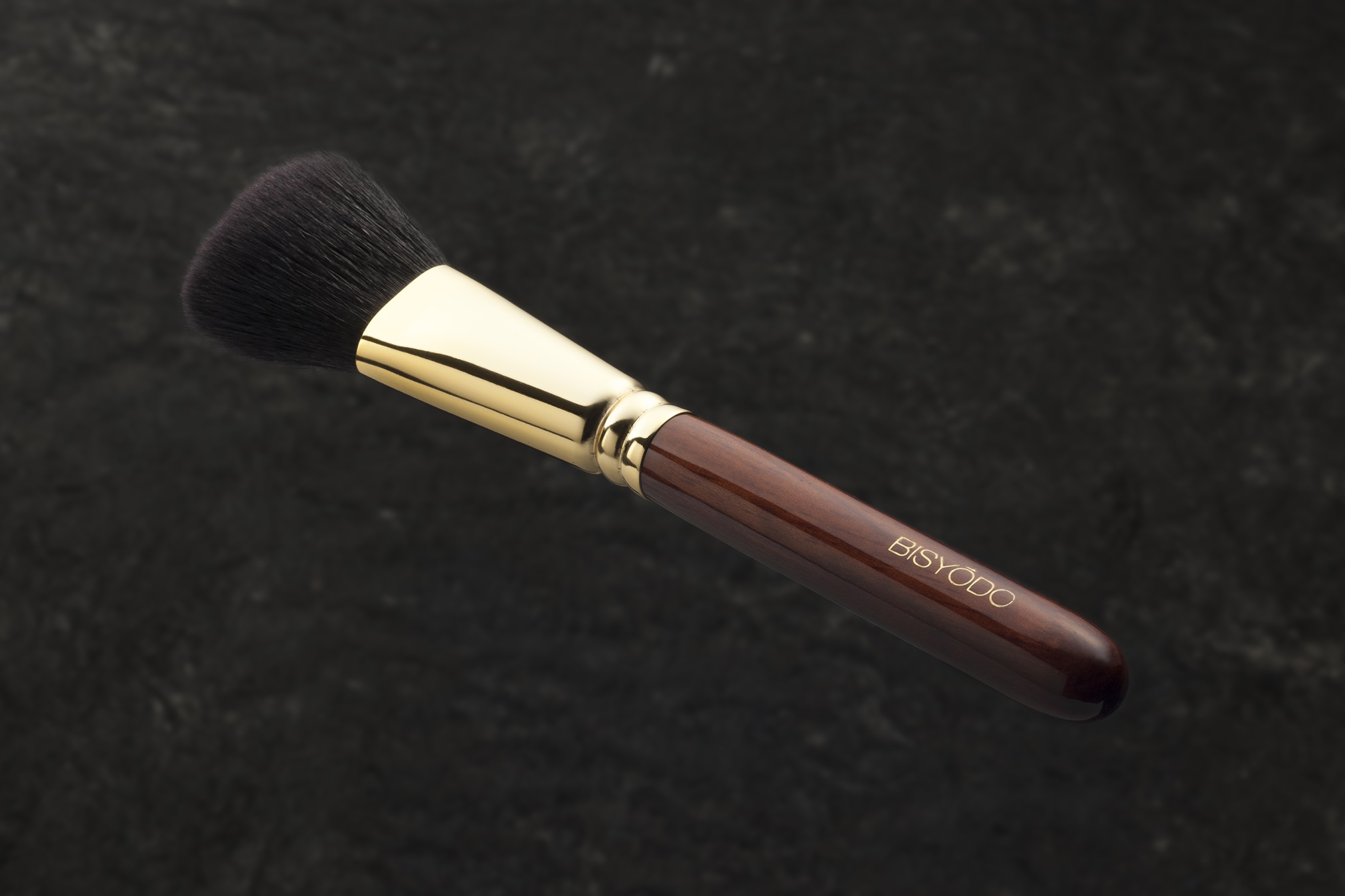 D201 BISYODO メイクブラシ(ハイライトチークブラシ アングル)B-HC-02