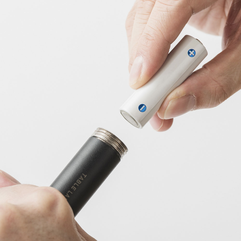 E130 テーブルランプ イチ