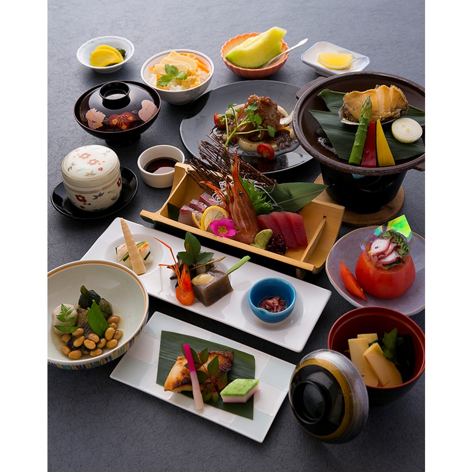 F163 八尾の秘湯 八尾天然温泉 宿泊ギフト券（15000円分）