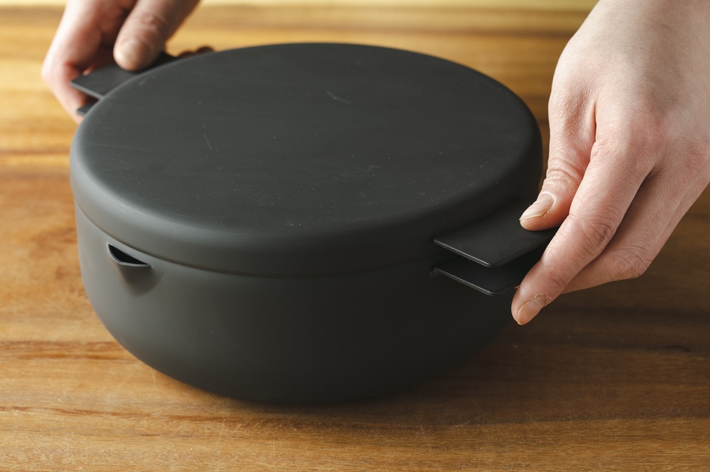 D186 ツレヅレハナコ×オレンジページ「ふたつき鉄製揚げ鍋 18㎝」