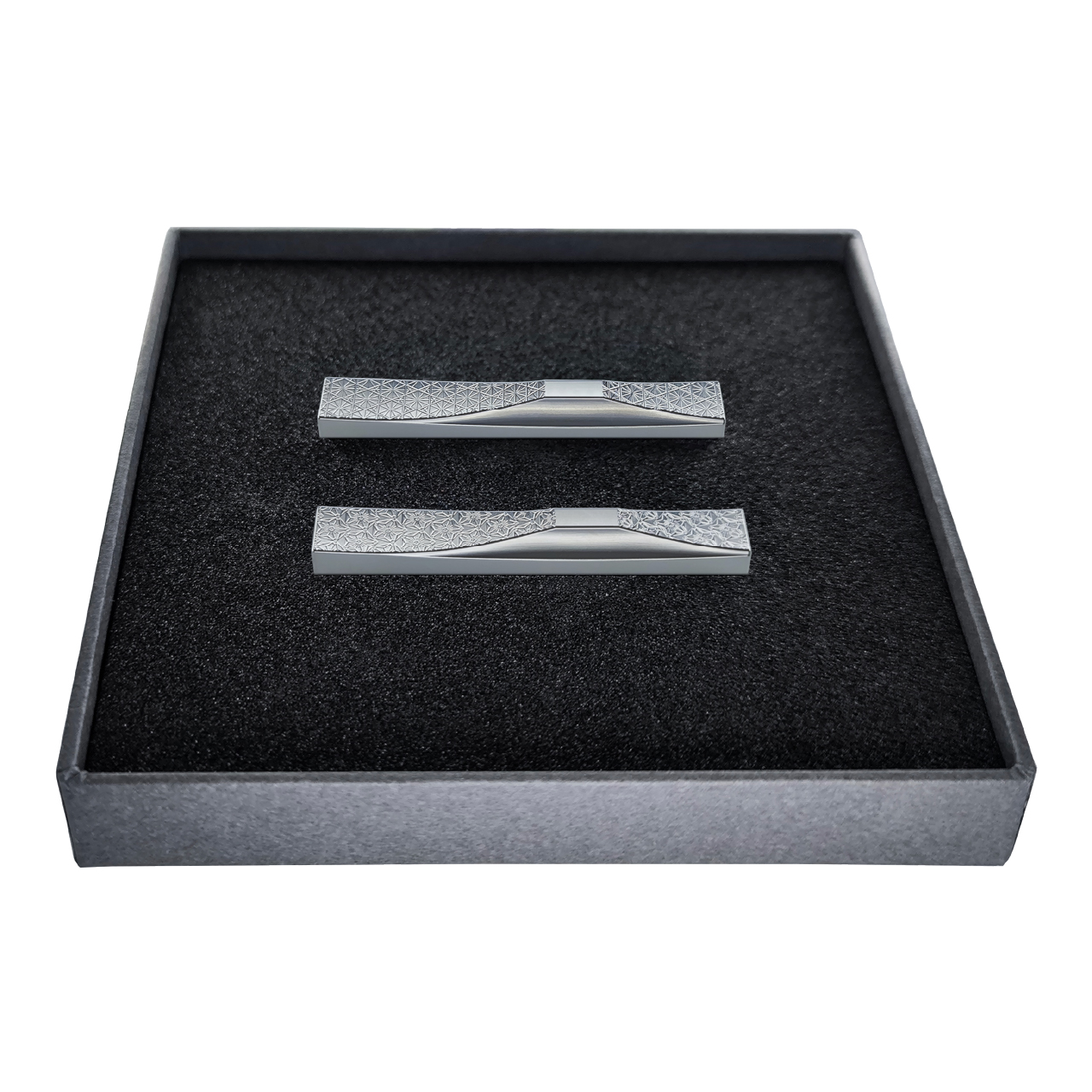 P106(芍薬・ツツジ)ＩＴＡＤＡＫＩ 箸置き 花文様 ２個セット/ステンレス(芍薬・ツツジ)