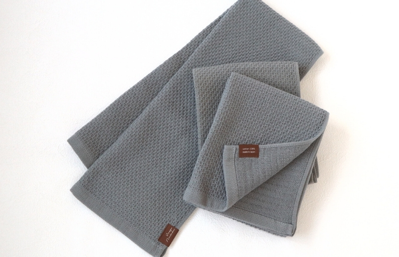 【ソフトハニカム】泉州南部織 フェイスタオル3枚セット（グレー）+ソフトハニカム織ハーフハンカチ1枚 G1905
