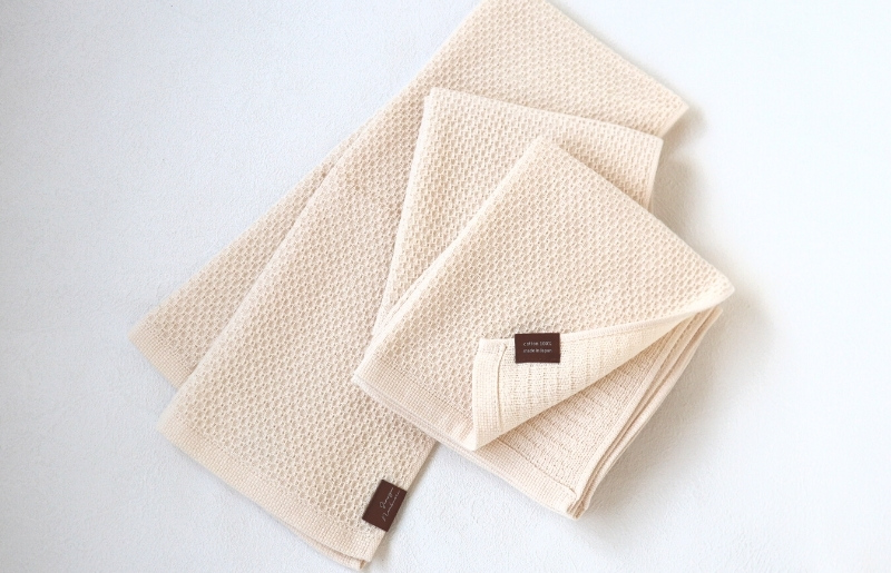【ソフトハニカム】泉州南部織 フェイスタオル3枚セット（ベージュ）+ソフトハニカム織ハーフハンカチ1枚 G1907