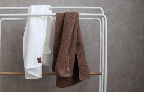 【ソフトハニカム】プレミアムタオル10枚セット（ブラウン）+ソフトハニカム織ハーフハンカチ1枚 G1971