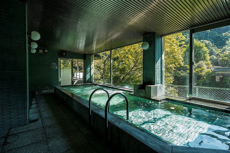 犬鳴山温泉 み奈美亭 ペアお食事券 日帰り【大阪唯一 温泉郷 懐石料理 泉佐野市大木】 099H049