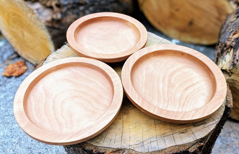 国産トチの木から作った丸皿(小)3枚セット 099H1561